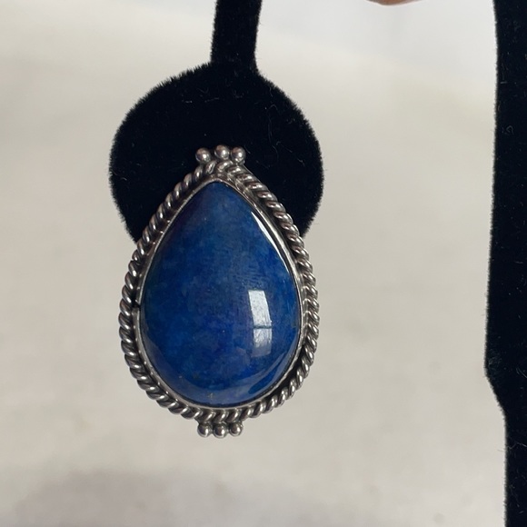 Sterling and Lapis Lazurite oval earrings signed SS. 1.25” - Picture 2 of 8